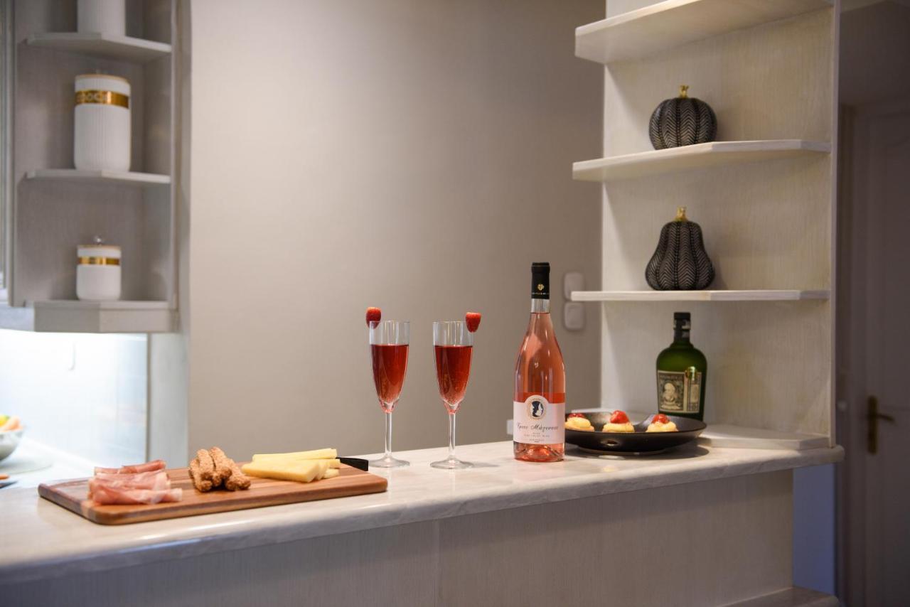 Regina'S Downtown Apartment By Corfuescapes Corfu  Экстерьер фото